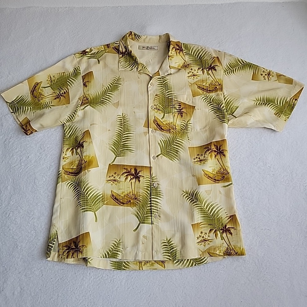 Tommy Bahama Mens Hawaiian Shirt 100% Silk Leaf Beige Color Large Wood Buttons